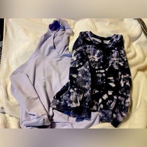 2 girls sweatshirts.